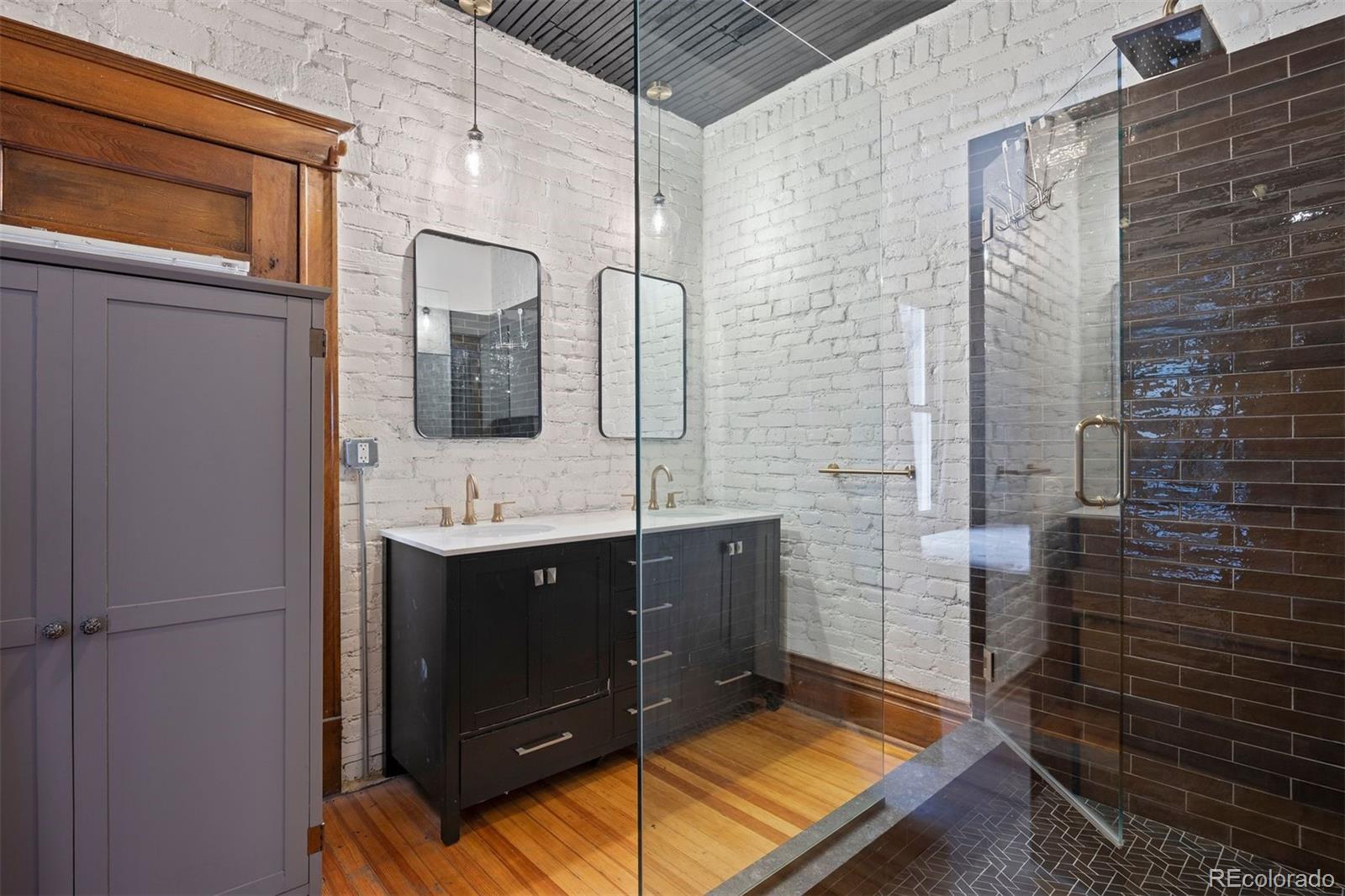 1554 N Pennsylvania Street