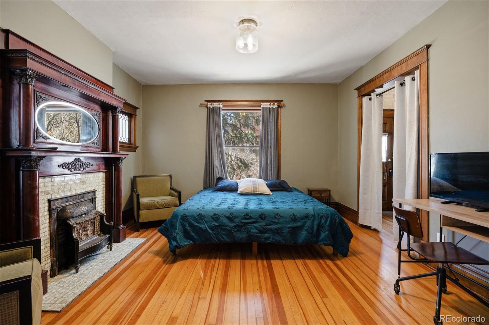 1554 N Pennsylvania Street