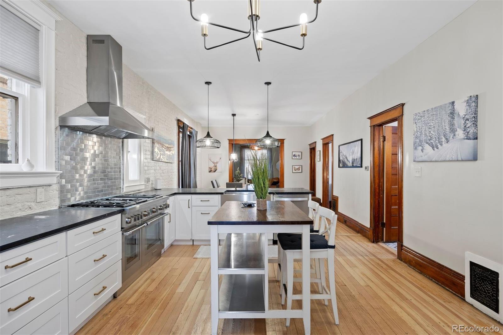 1554 N Pennsylvania Street