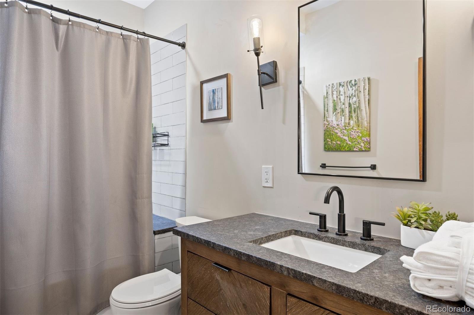 1554 N Pennsylvania Street