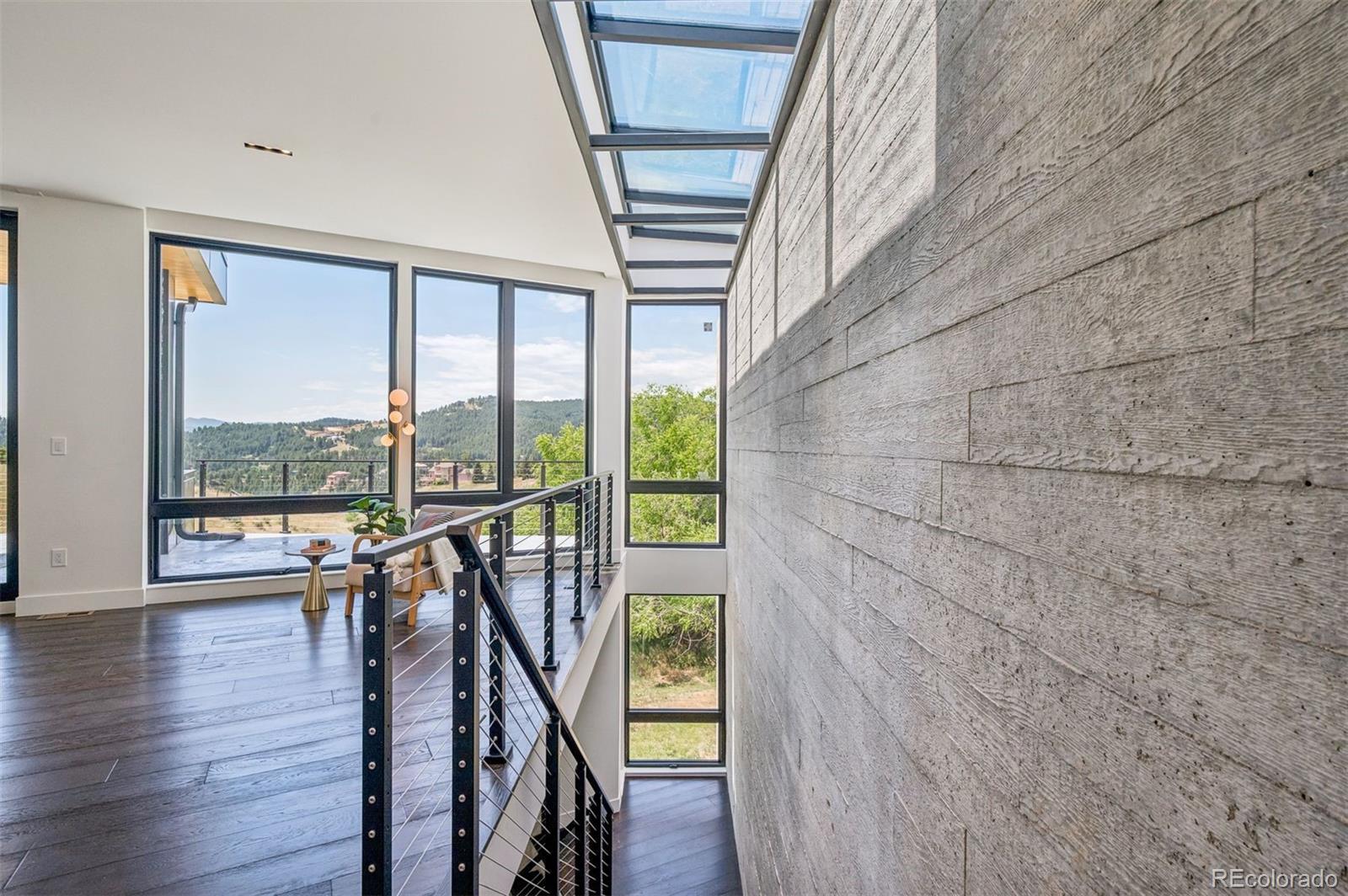 545 Strada Rossa Road