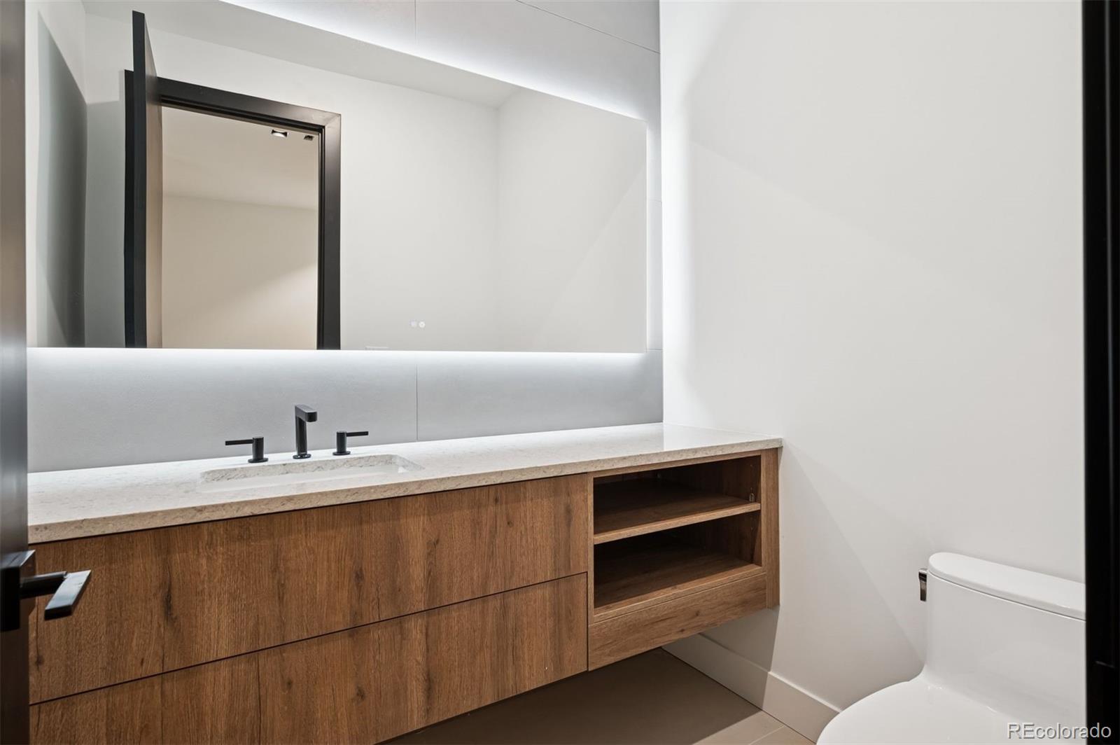 545 Strada Rossa Road