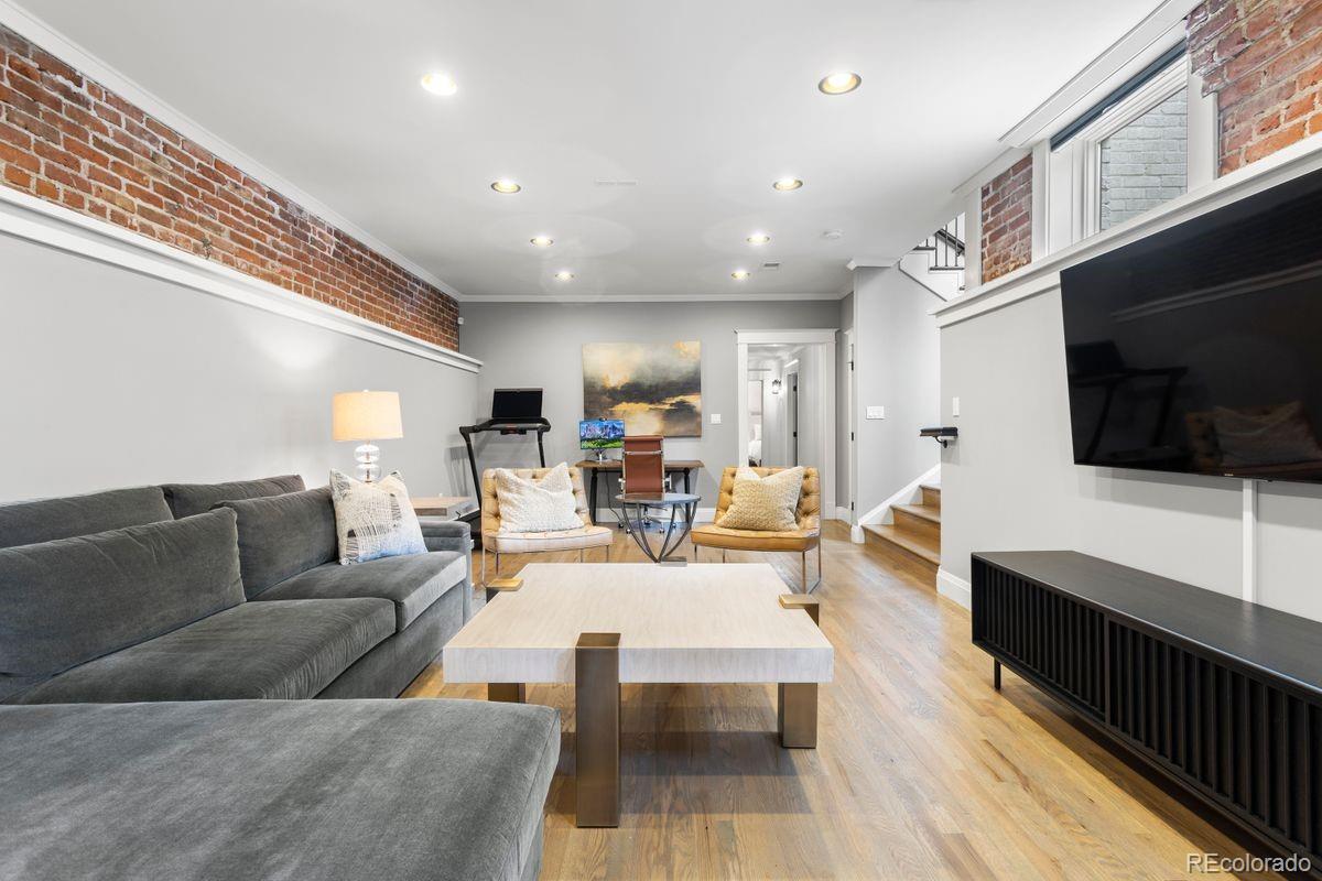 444 S Williams Street