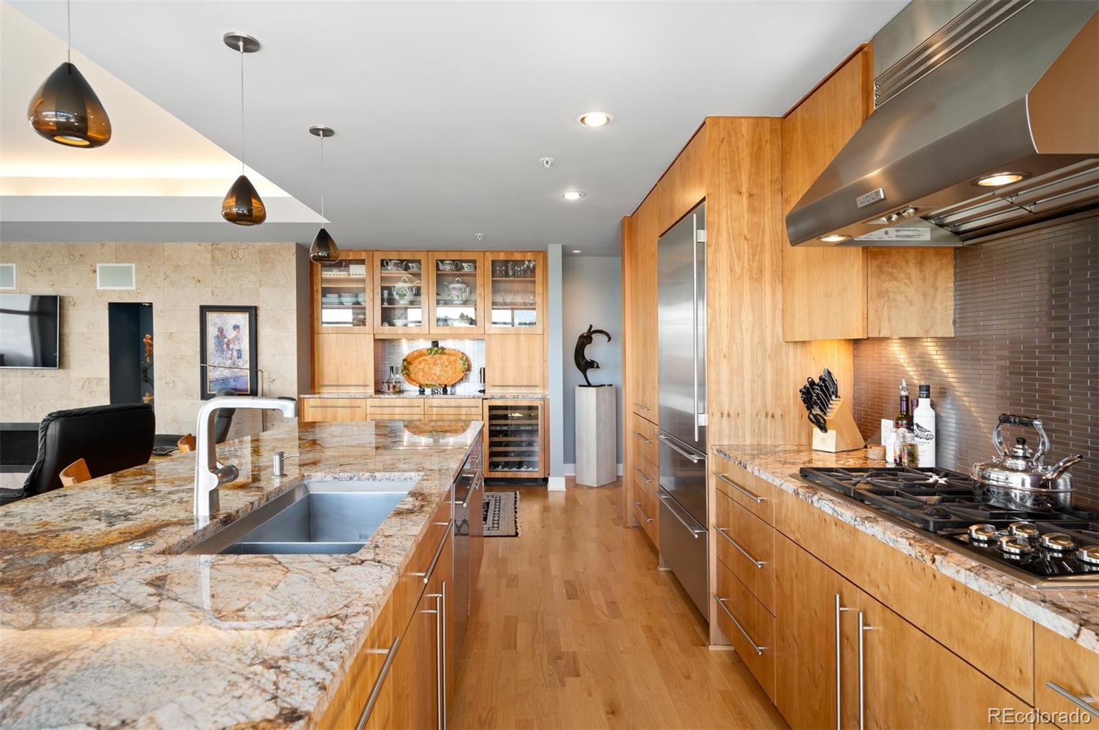 1411 Wynkoop Street Unit: 1003
