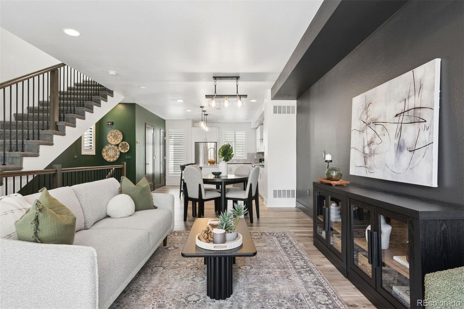 3855 E Cedar Avenue Unit: 206