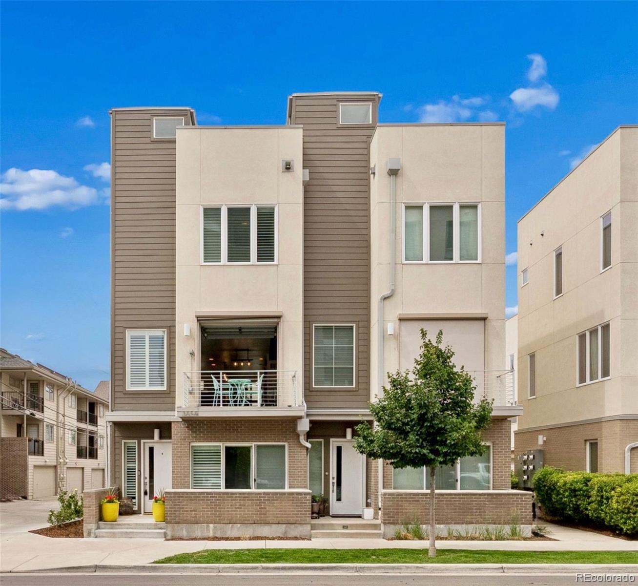 3855 E Cedar Avenue Unit: 206