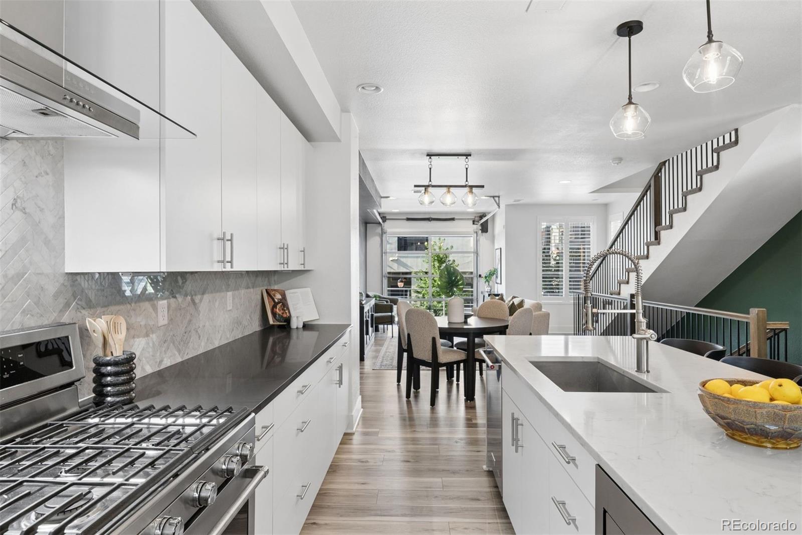 3855 E Cedar Avenue Unit: 206