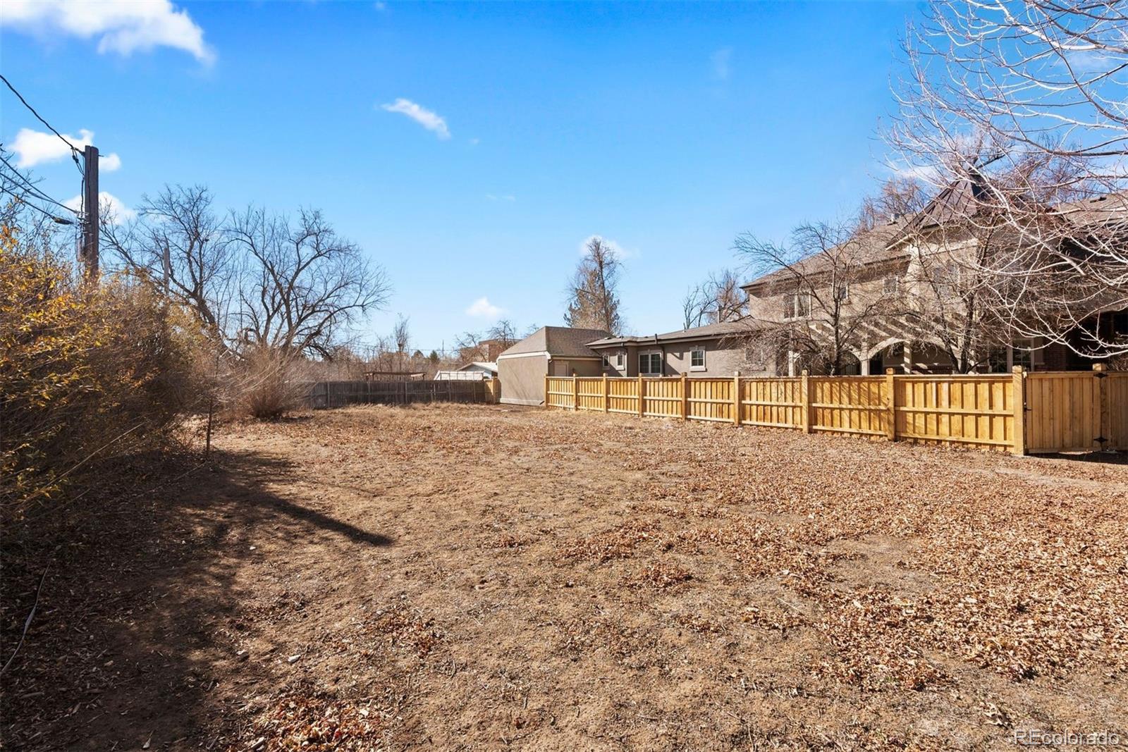 2722 E Mexico Avenue