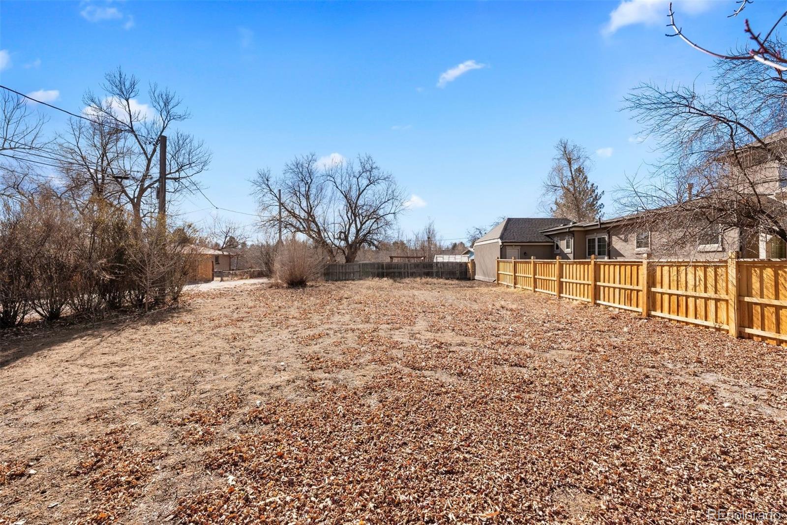 2722 E Mexico Avenue