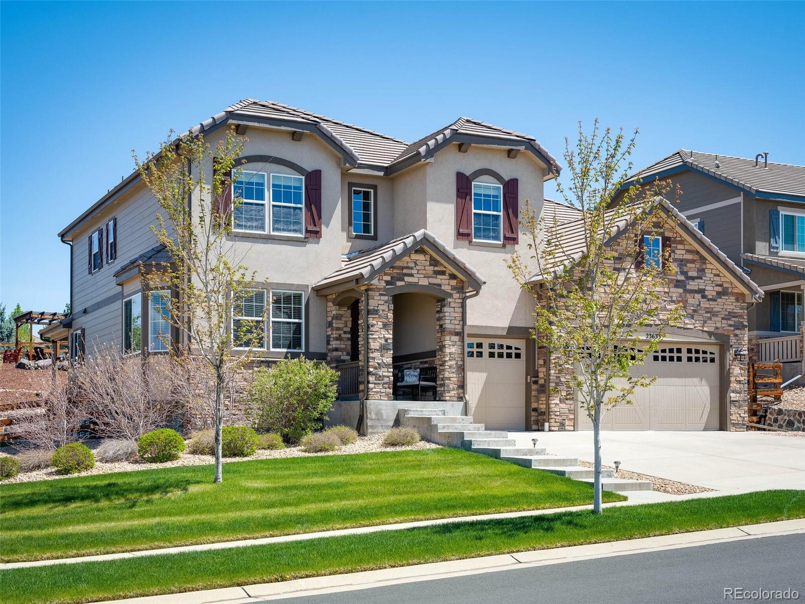 23633 E Briarwood Drive