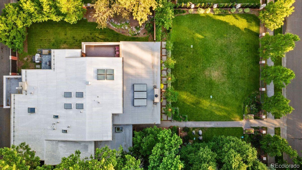 160 N Humboldt Street