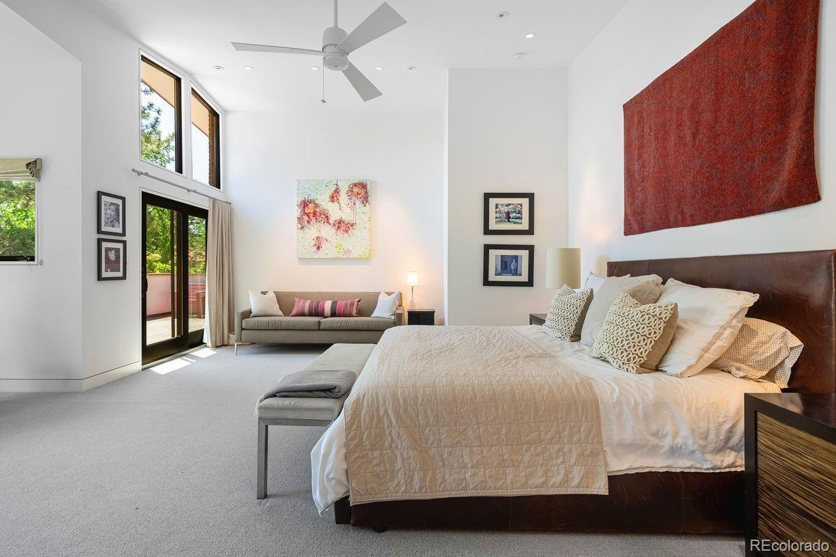 160 N Humboldt Street