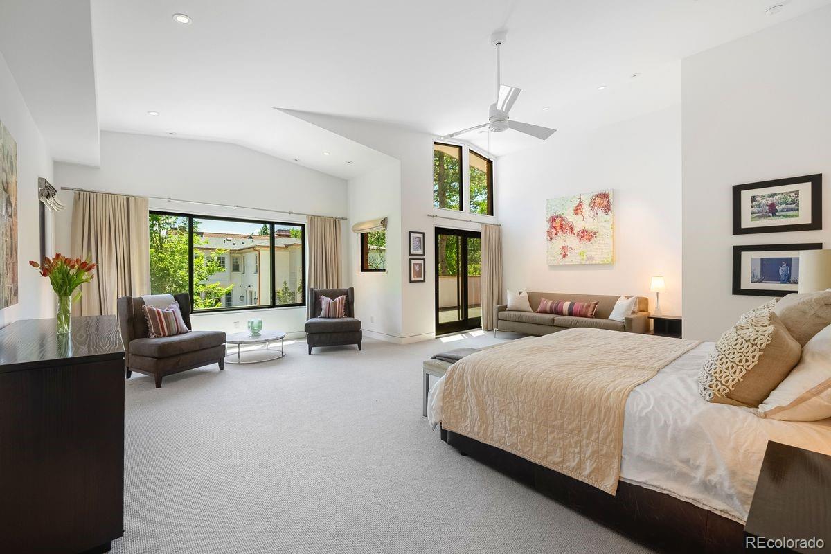 160 N Humboldt Street