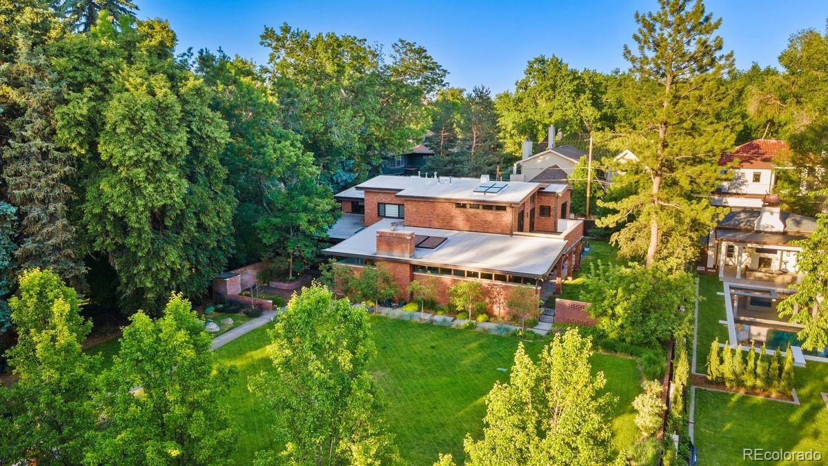 160 N Humboldt Street