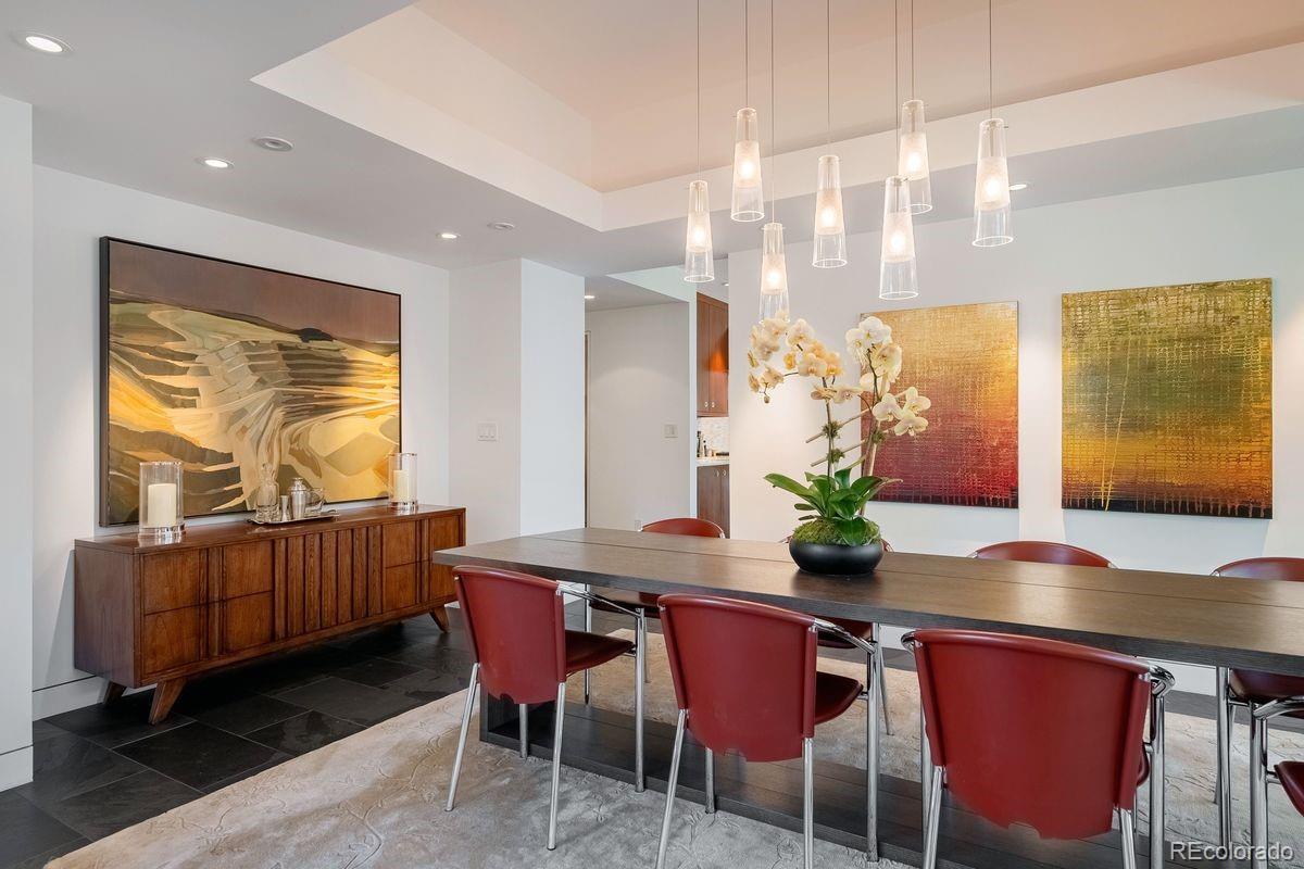 160 N Humboldt Street