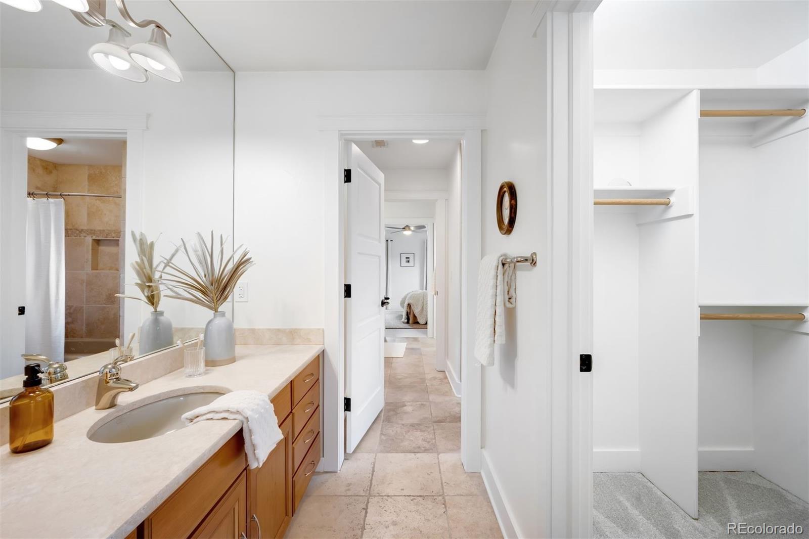 726 S Columbine Street