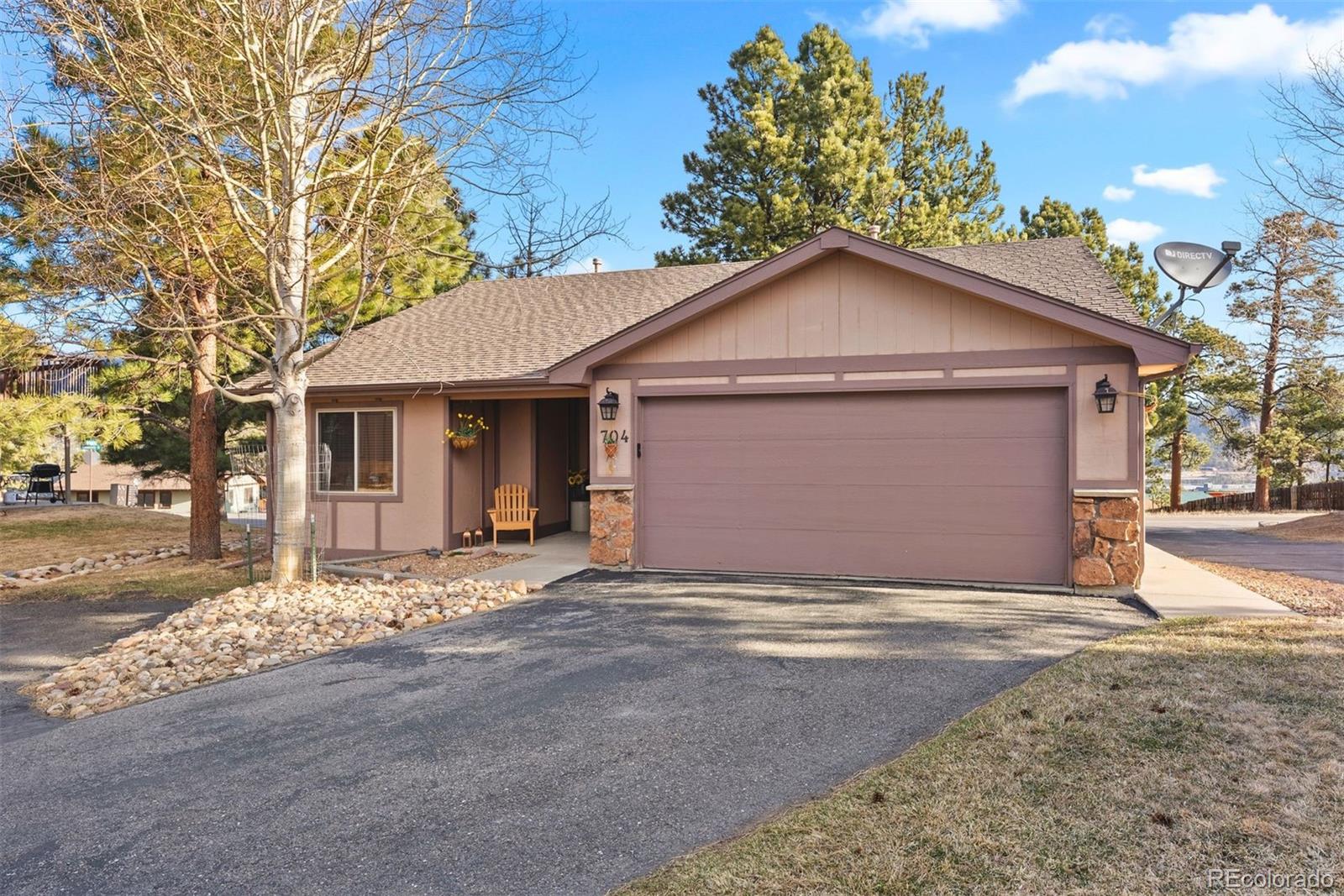 704 Birdie Lane