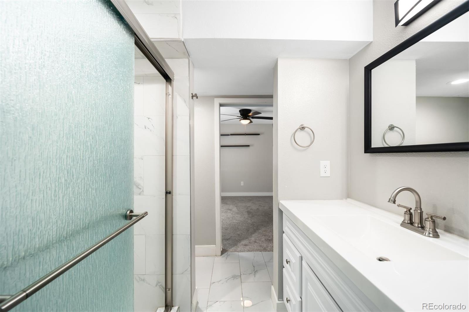 8288 W Chestnut Avenue