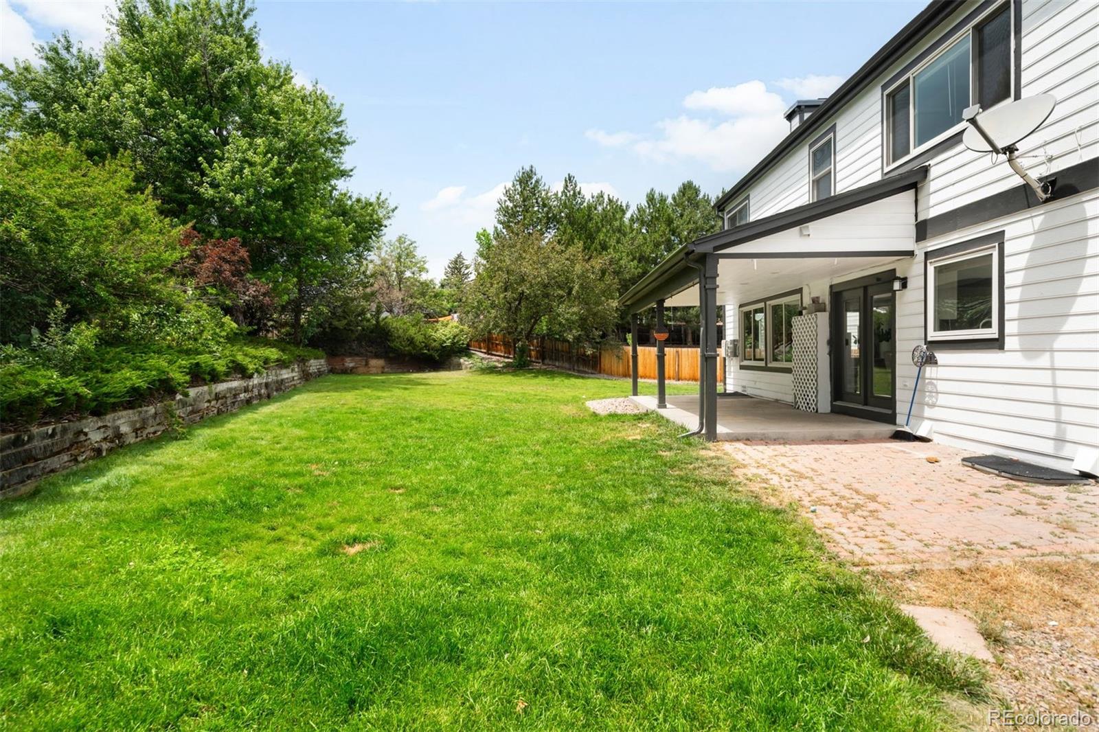 8288 W Chestnut Avenue