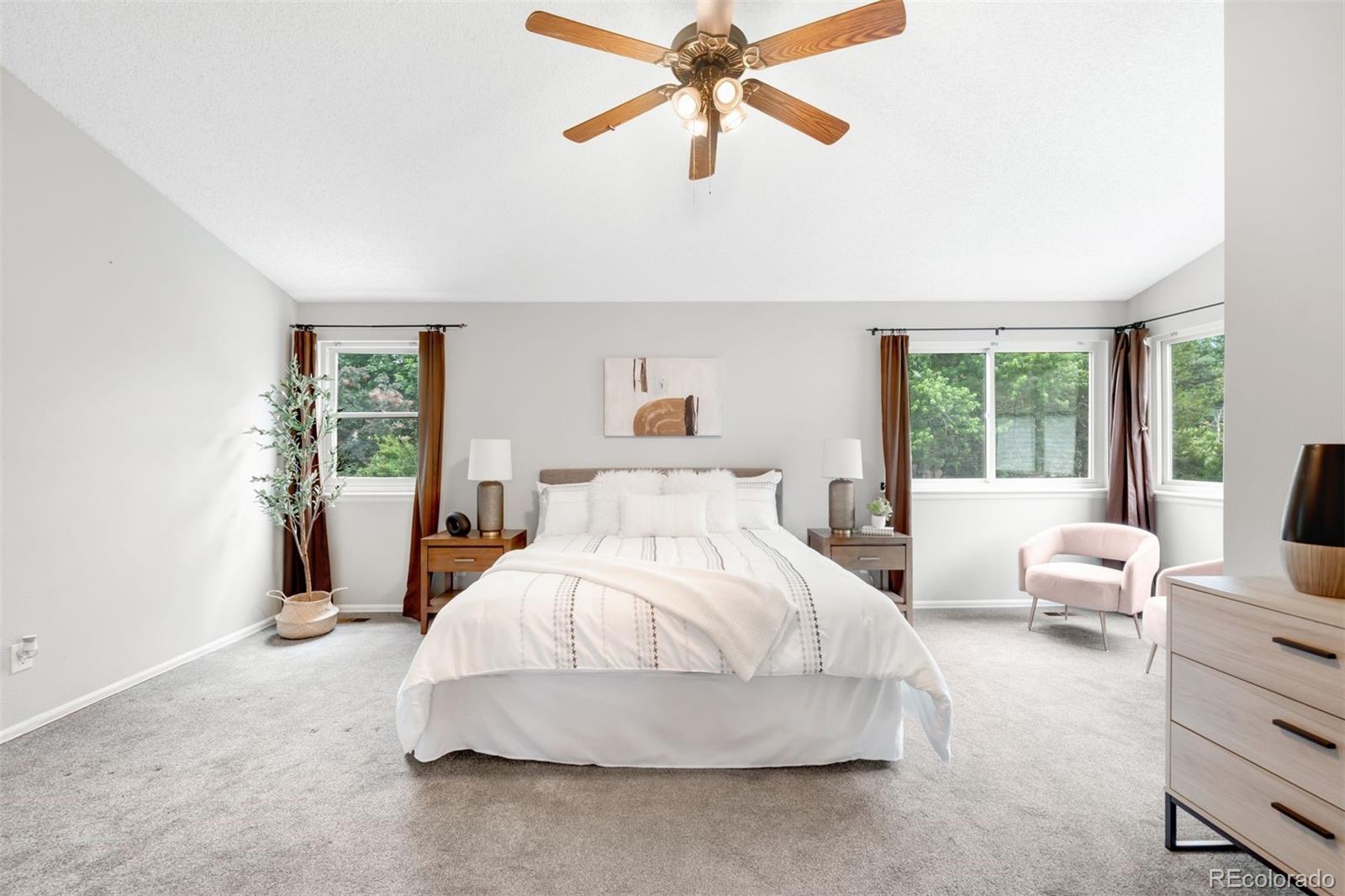 8288 W Chestnut Avenue