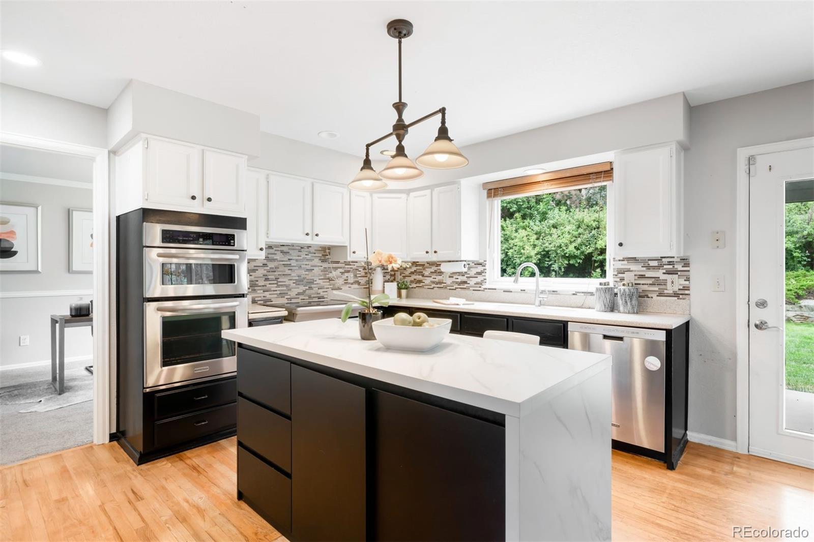 8288 W Chestnut Avenue