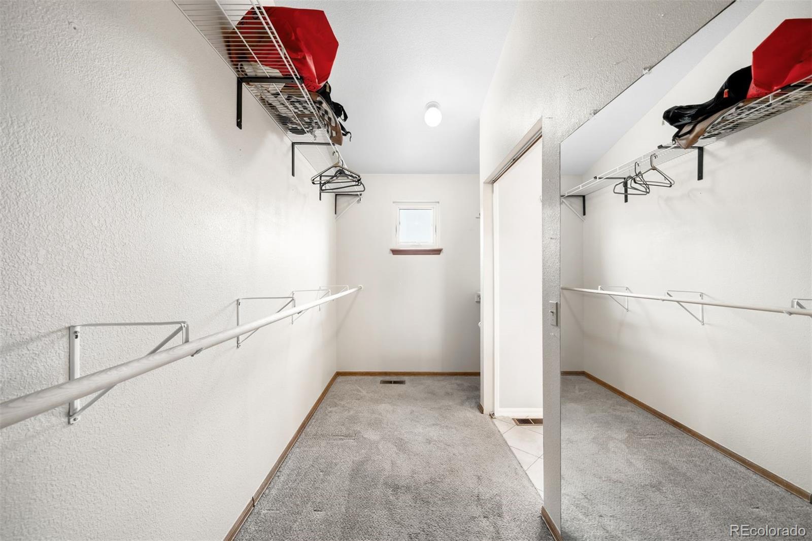 8288 W Chestnut Avenue