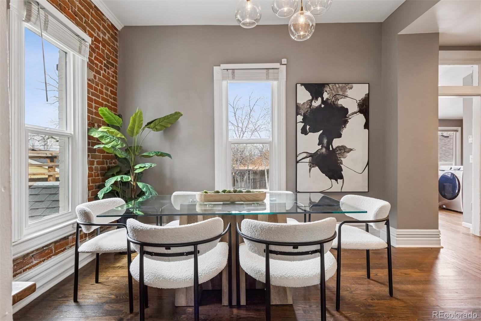 321 S Emerson Street