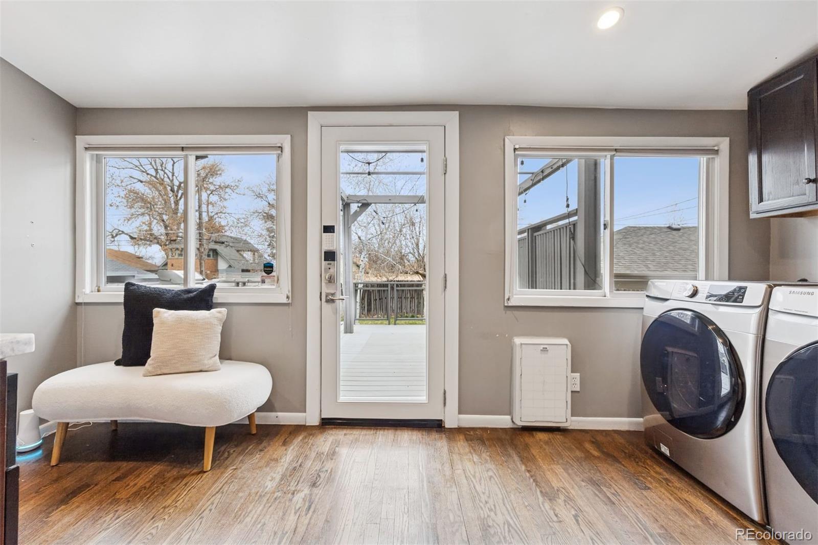 321 S Emerson Street