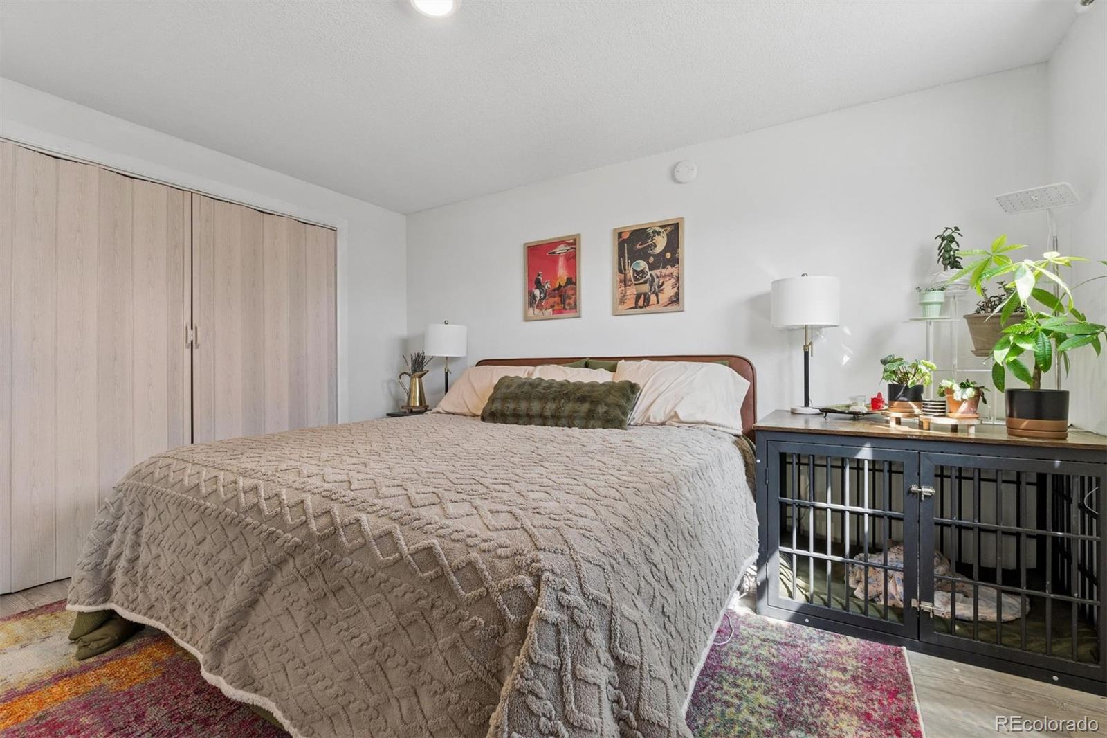 604 W 9th Street