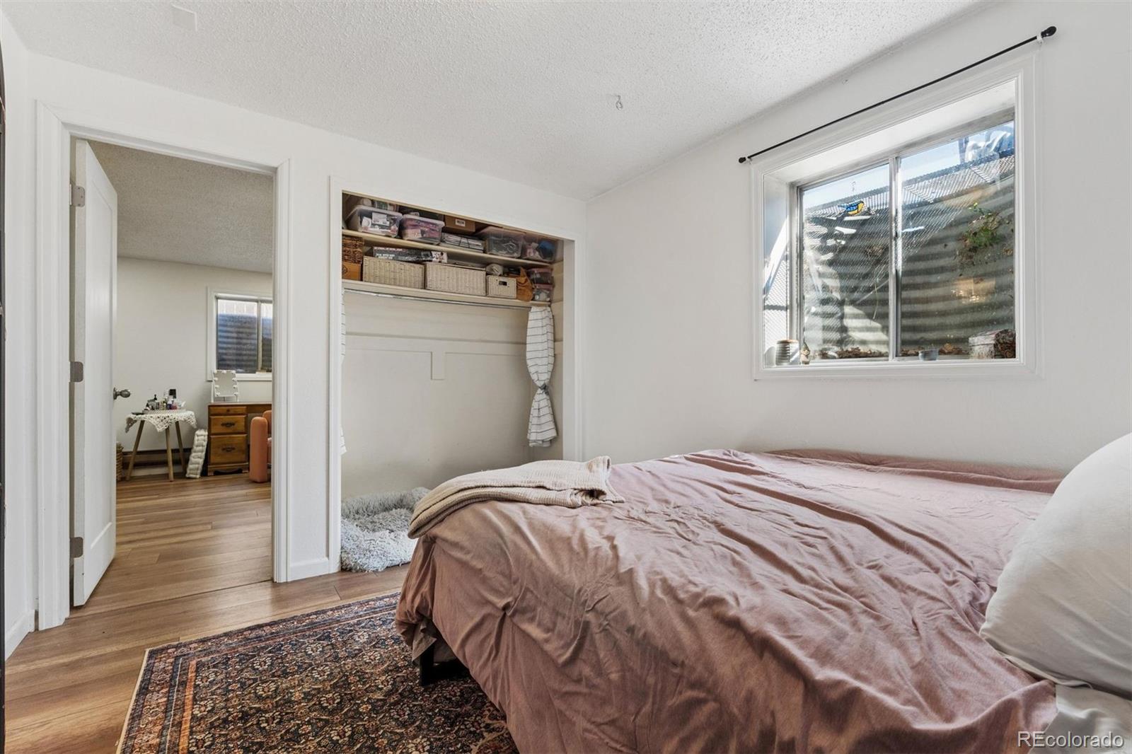 604 W 9th Street