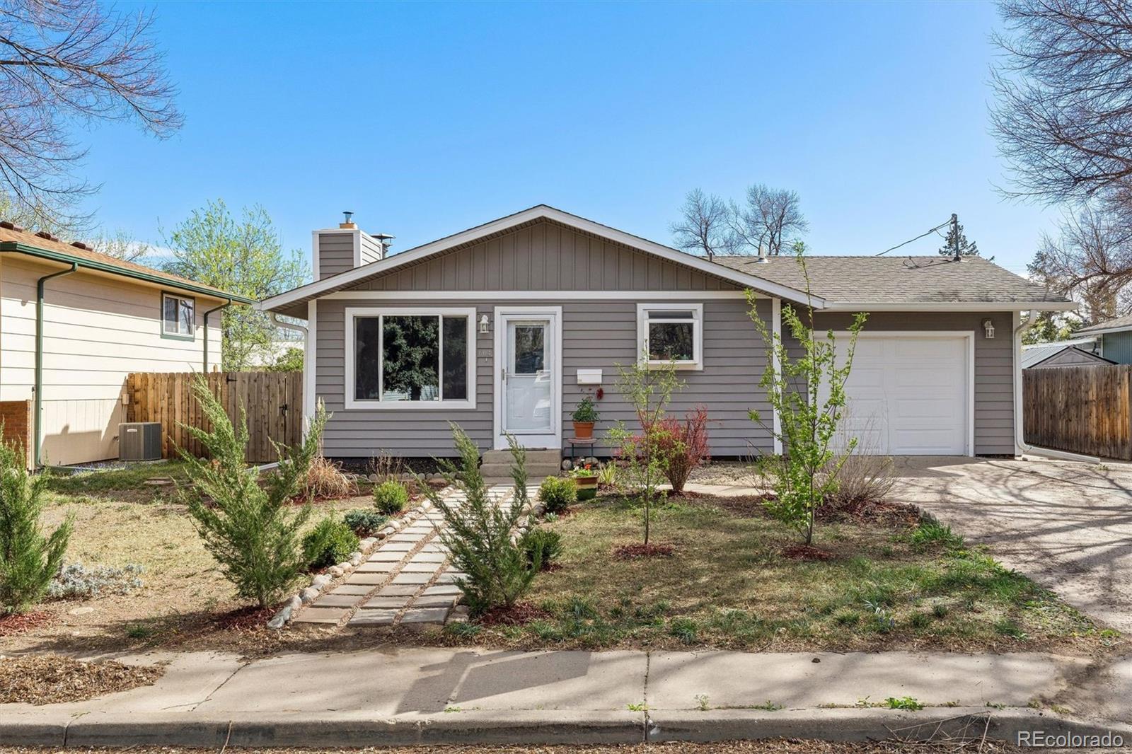 604 W 9th Street