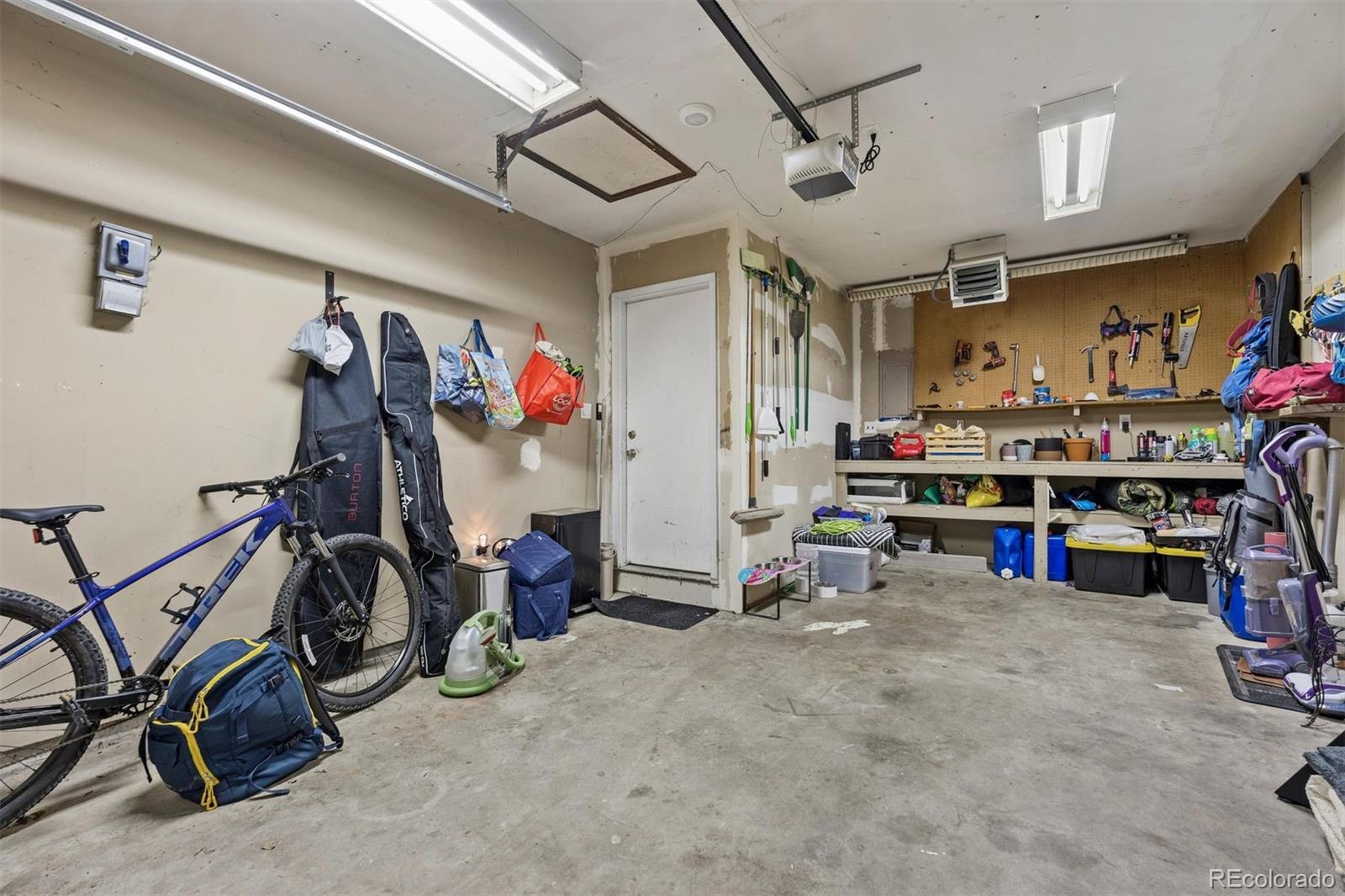 604 W 9th Street