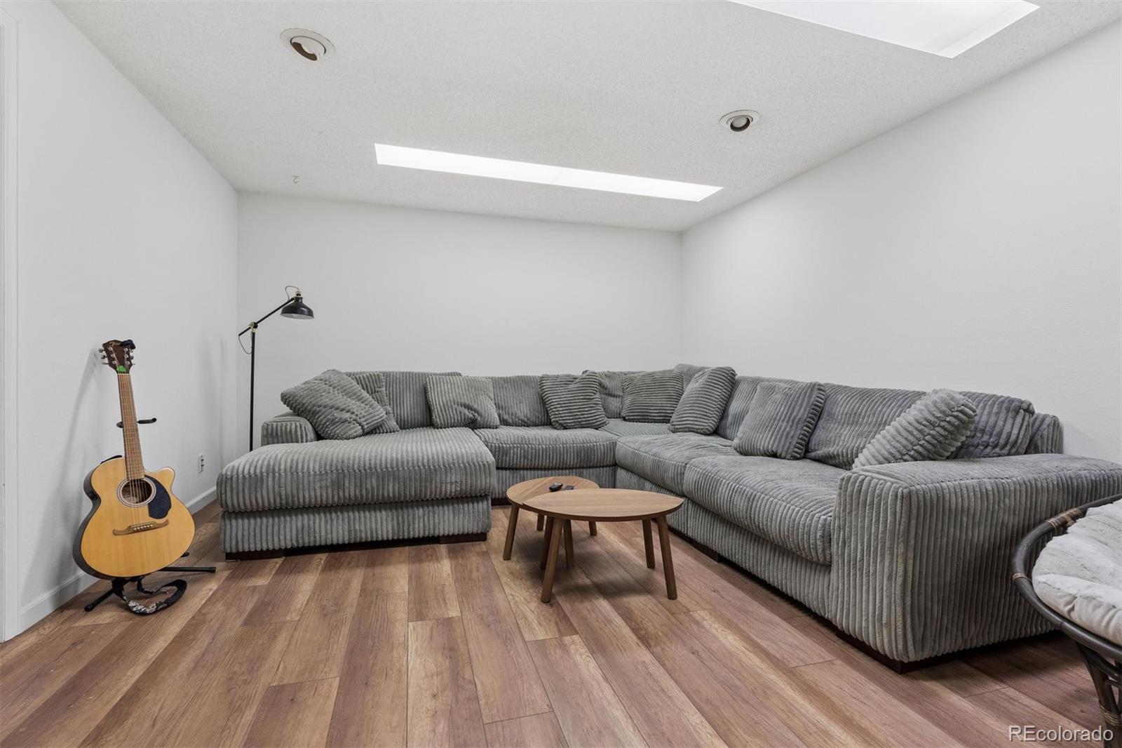 604 W 9th Street