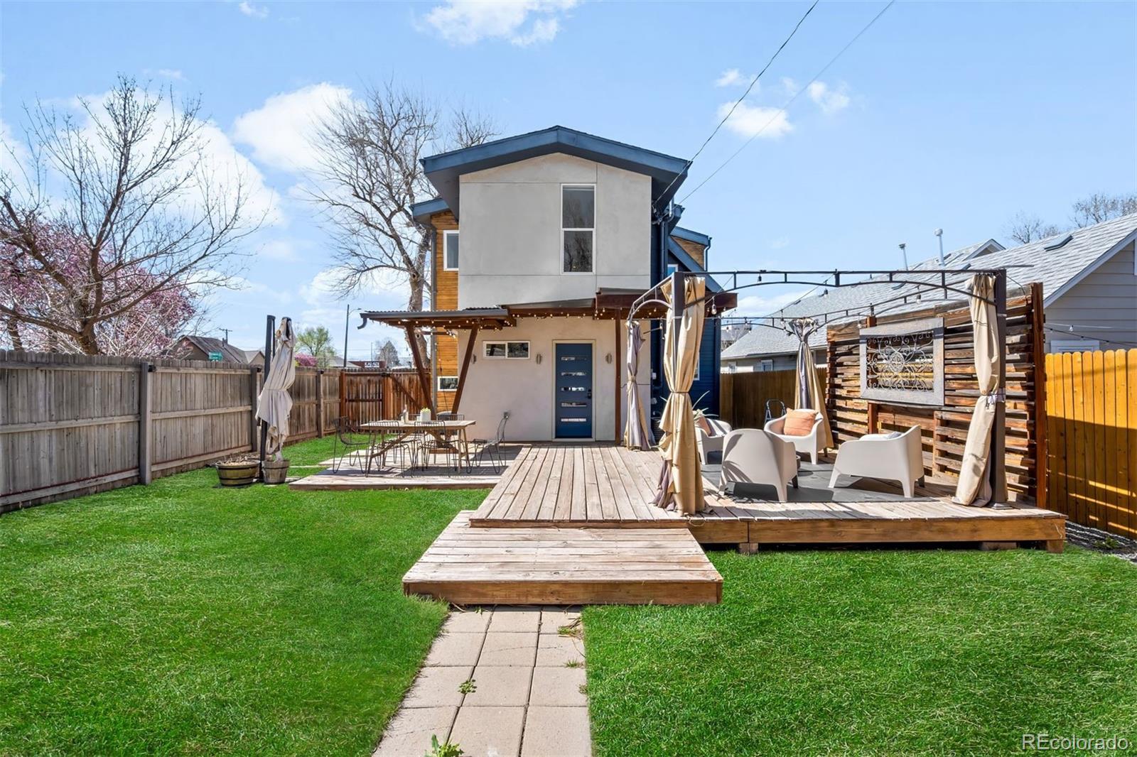 2798 S Lincoln Street