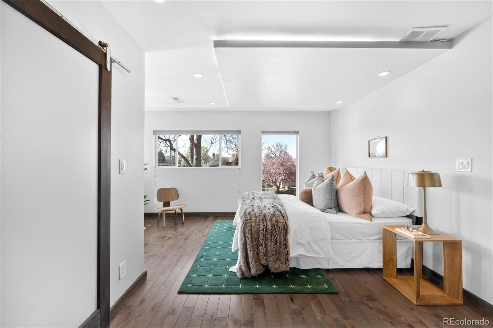 2798 S Lincoln Street