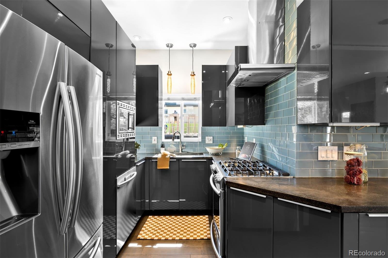 2798 S Lincoln Street