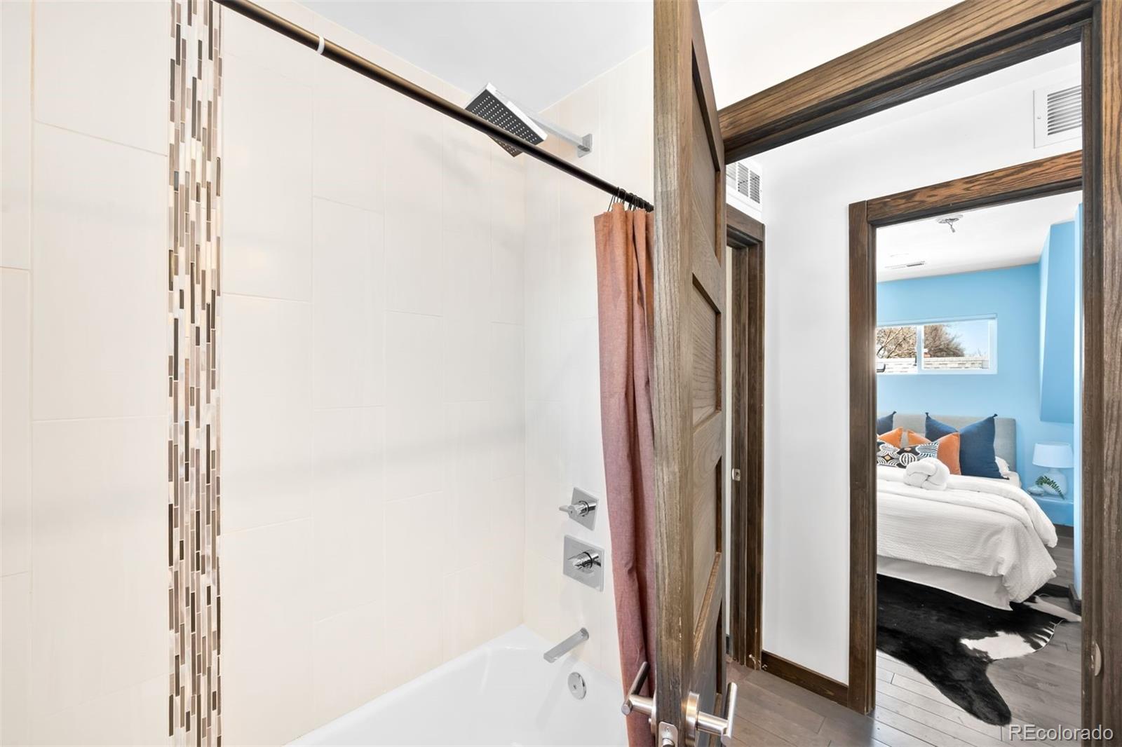 2798 S Lincoln Street