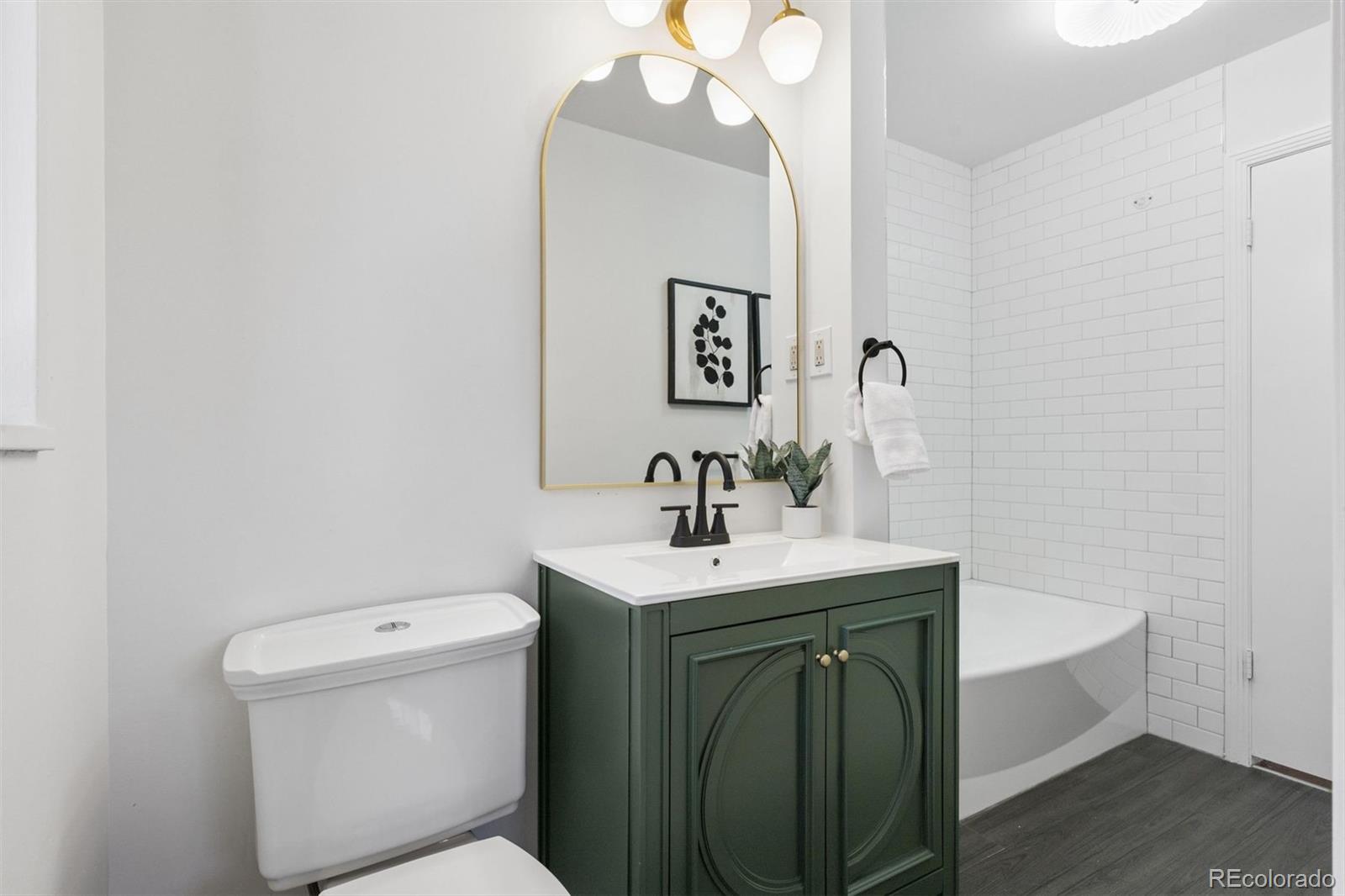 5631 E Cornell Avenue