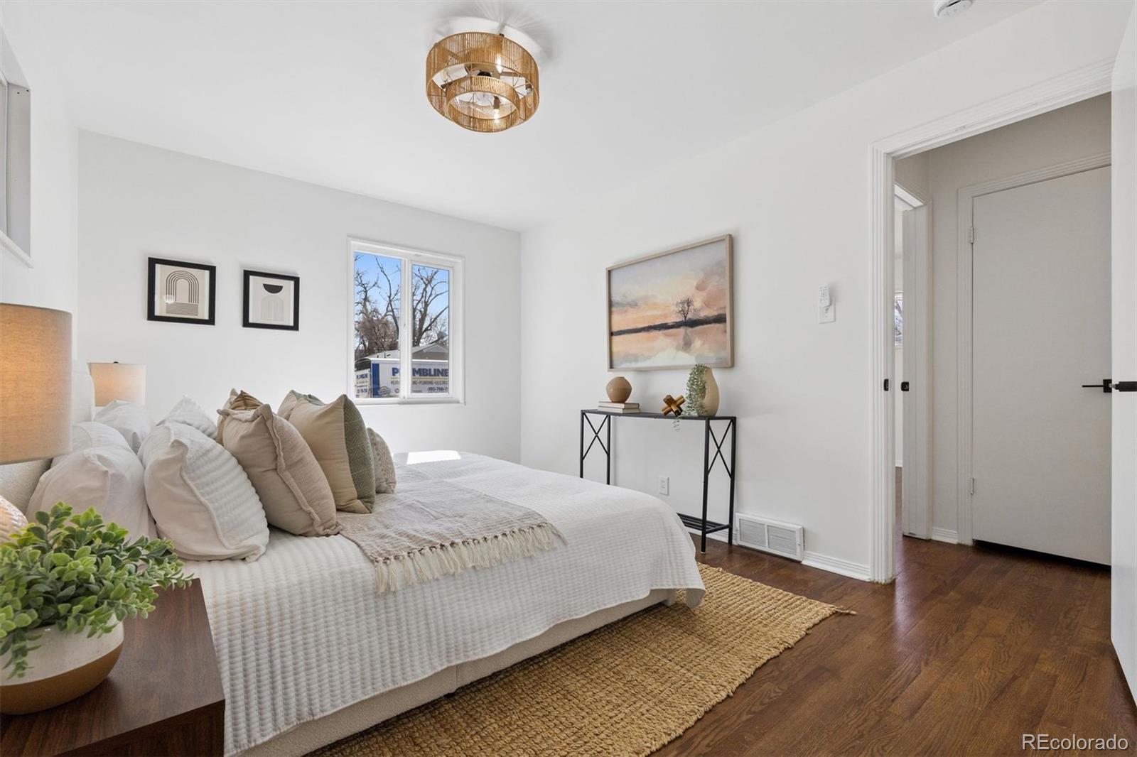 5631 E Cornell Avenue