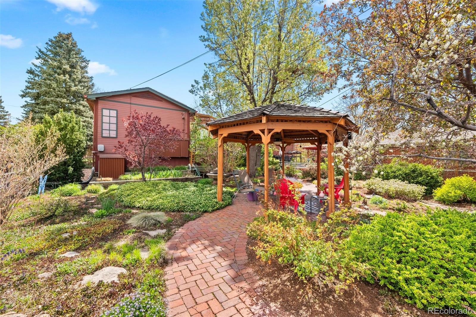 1439 S Emerson Street