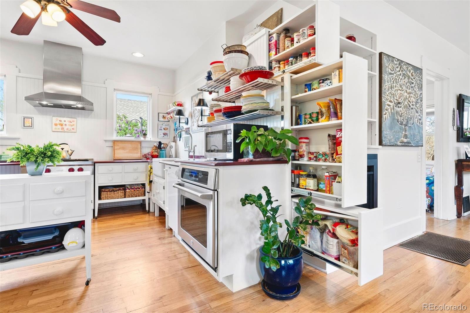 1439 S Emerson Street