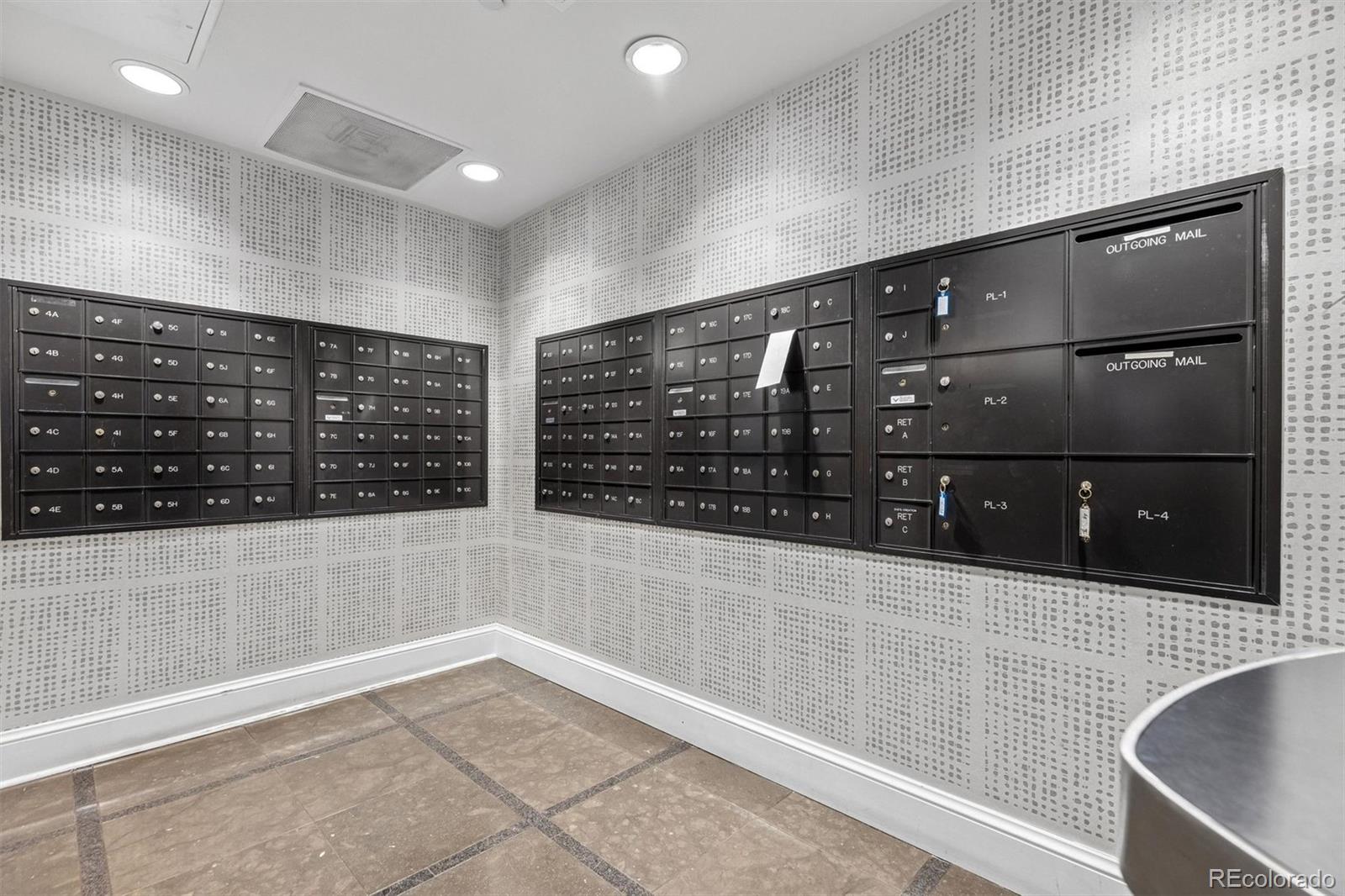 300 W 11th Avenue Unit: 6F