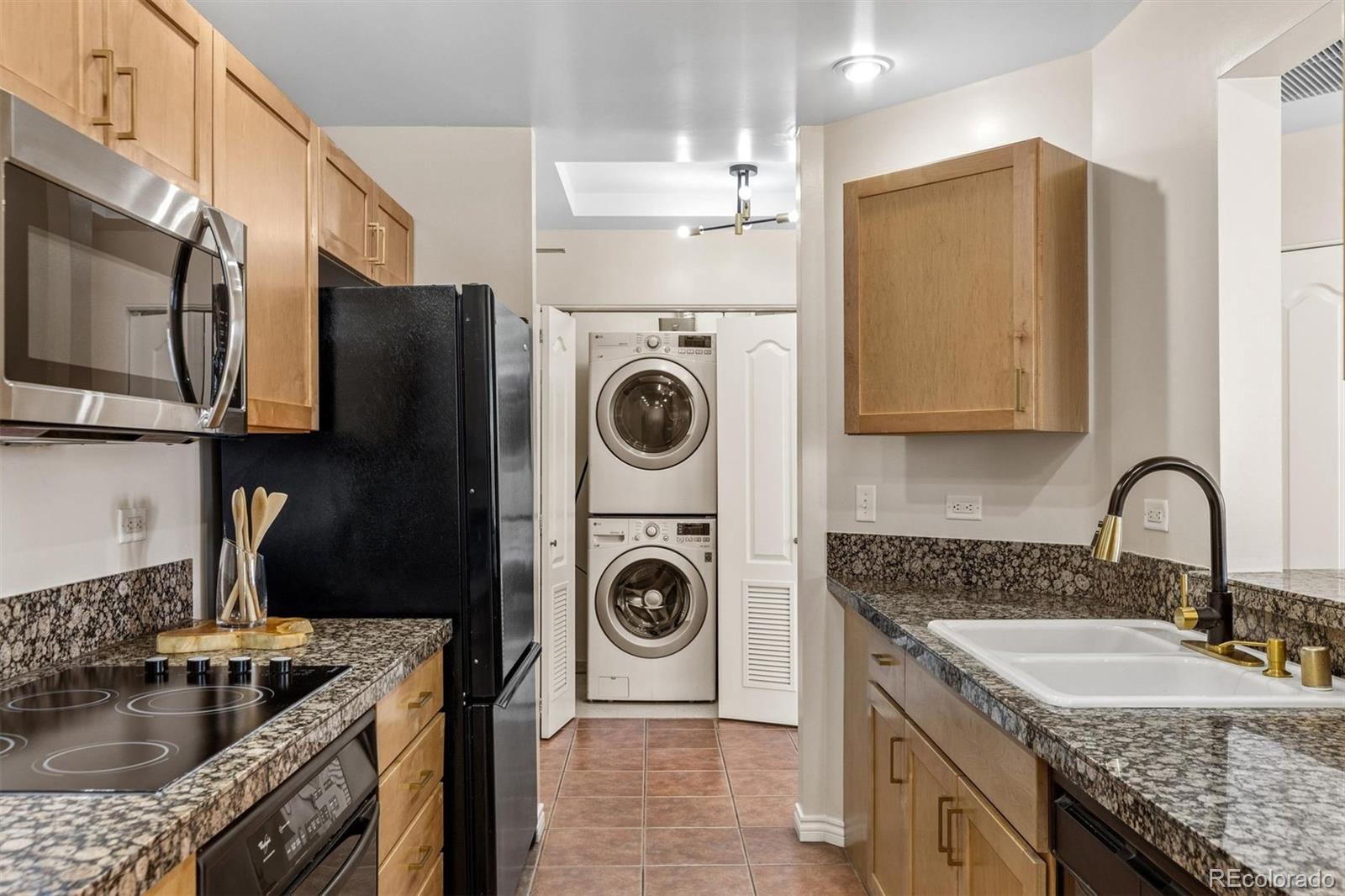 300 W 11th Avenue Unit: 6F