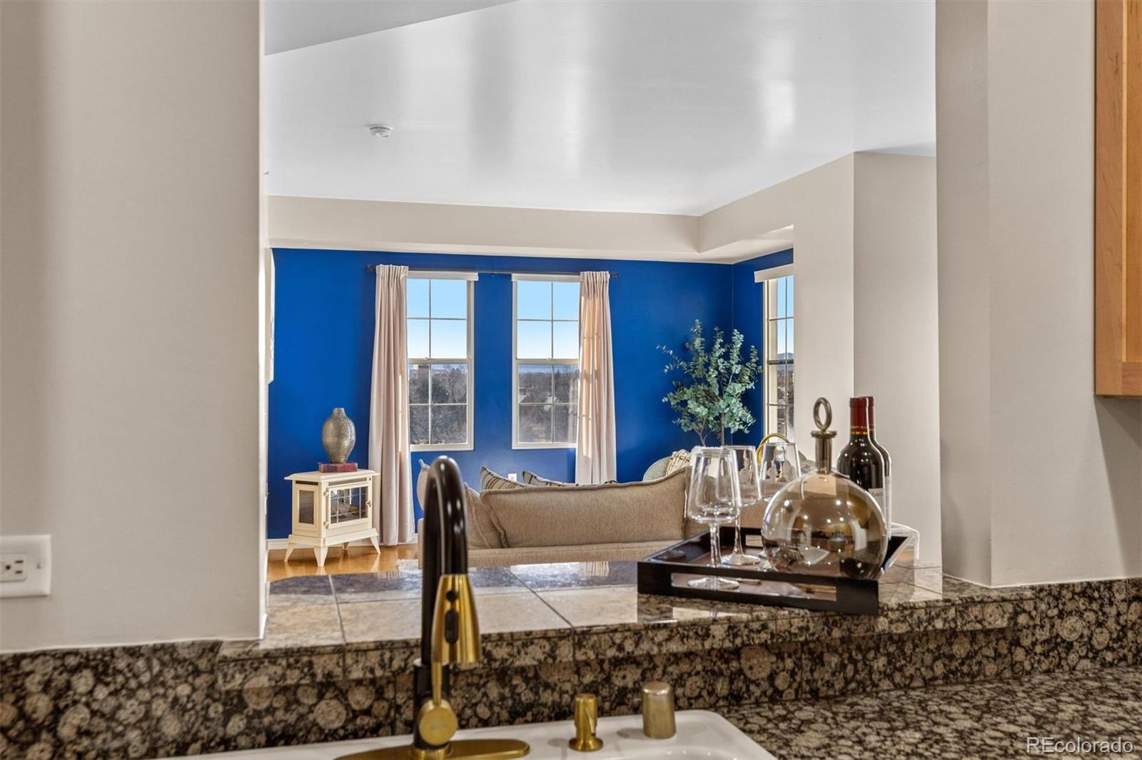 300 W 11th Avenue Unit: 6F