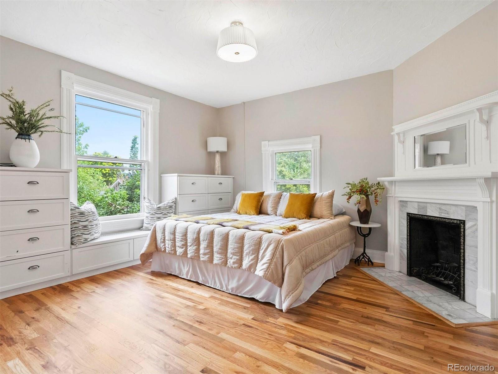 1859 S Sherman Street