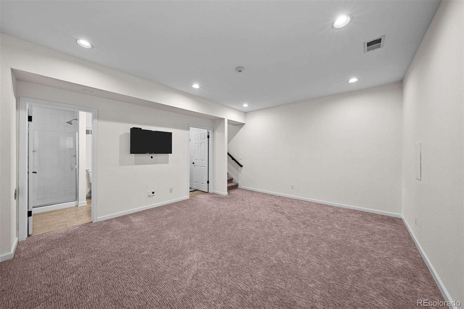 471 Josephine Street