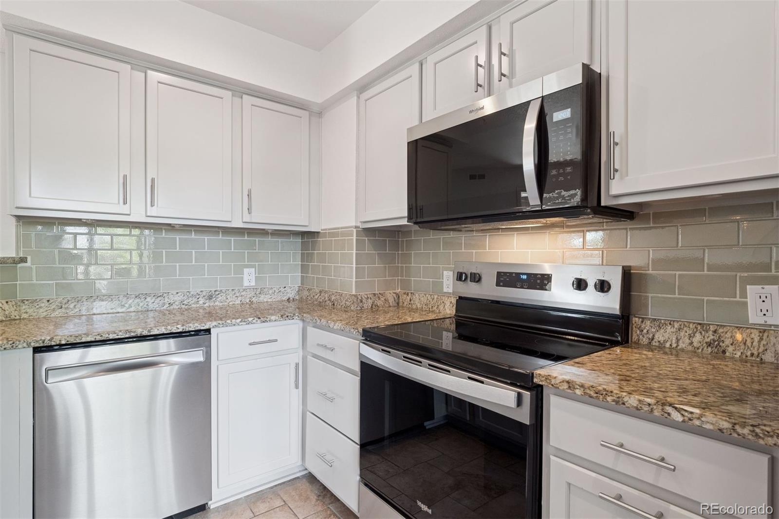 11 W Ellsworth Avenue Unit: 22