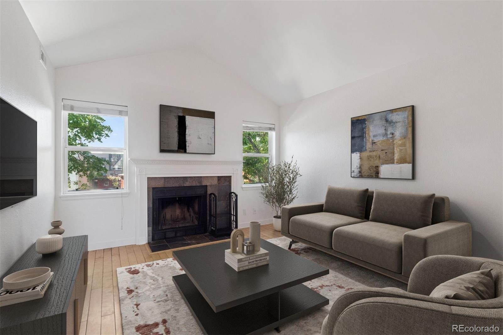 11 W Ellsworth Avenue Unit: 22
