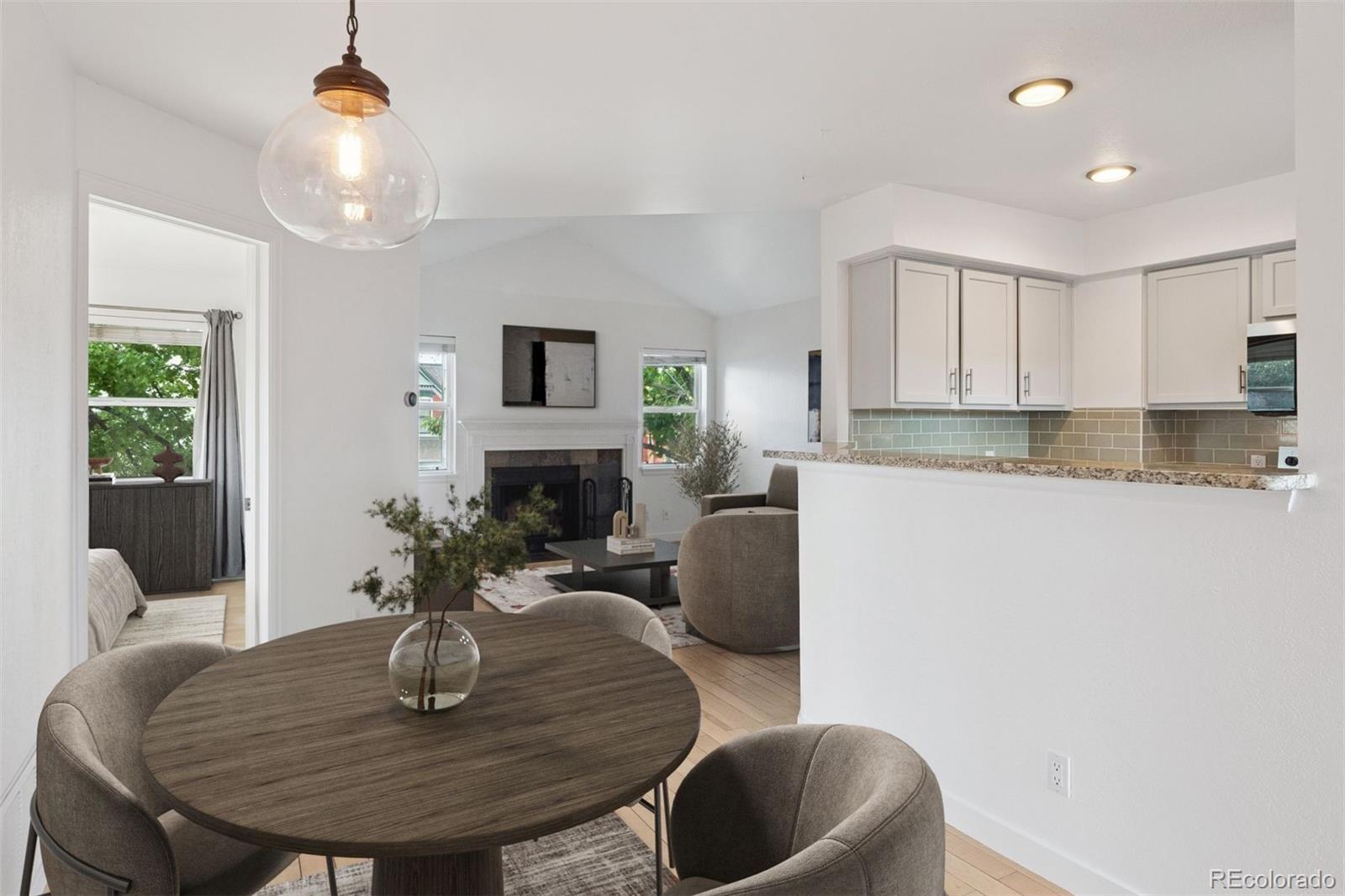 11 W Ellsworth Avenue Unit: 22