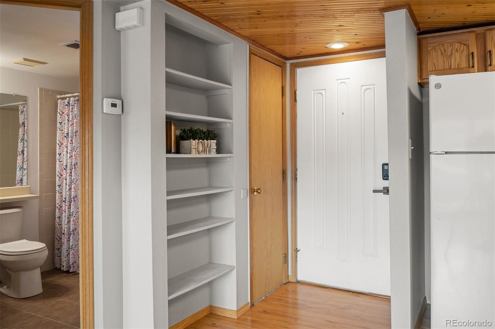 4246 S Eldridge Street Unit: 310